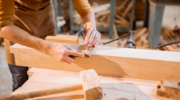 Carpintería de madera para interiores