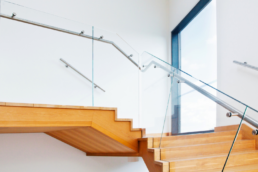 Escaleras de madera ergonómicas